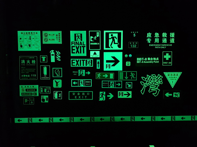 luminescent powder for resin